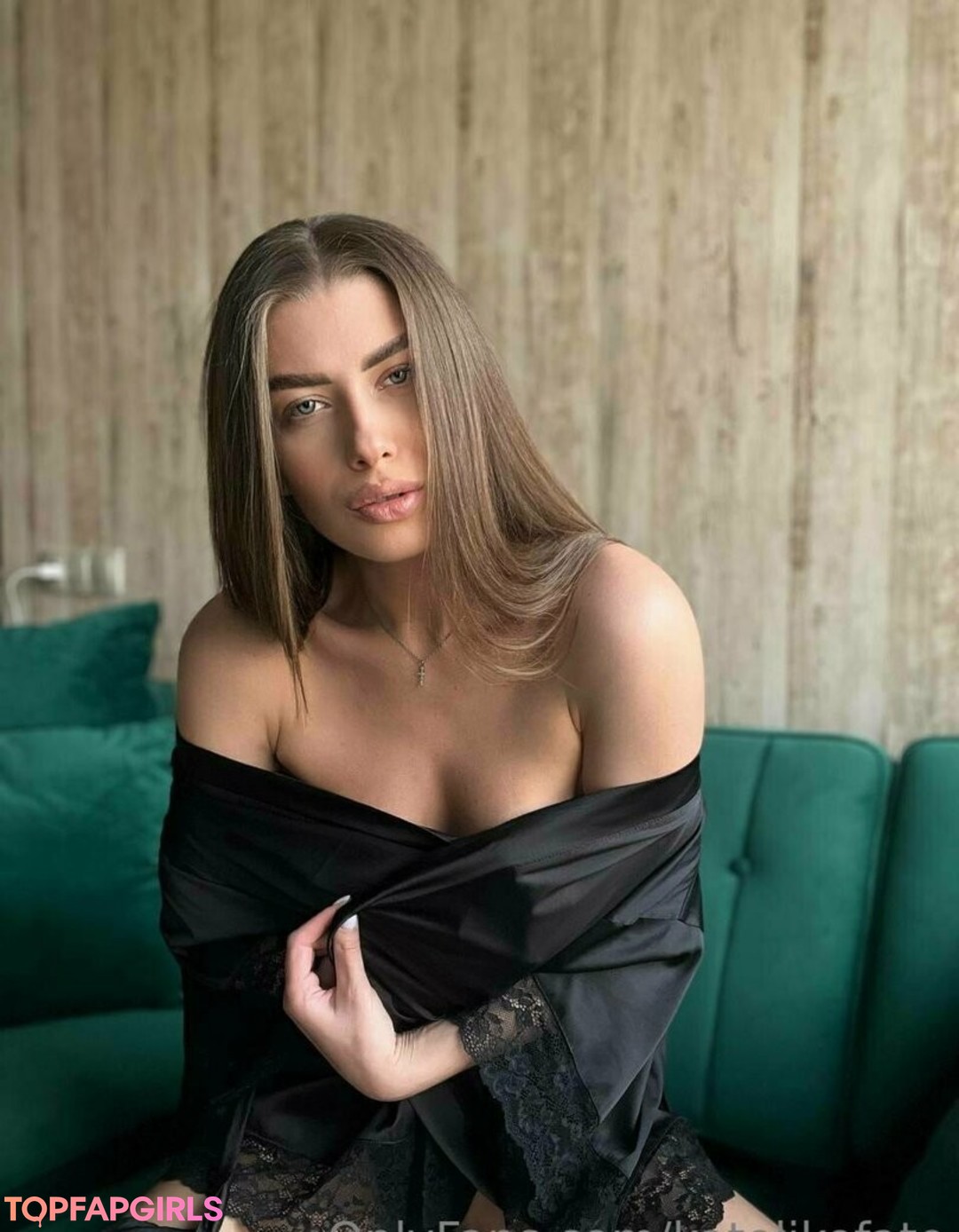 Foto desnuda filtrada de OnlyFans de Katelikefate #4 Foto desnuda filtrada de OnlyFans de Katelikefate #4