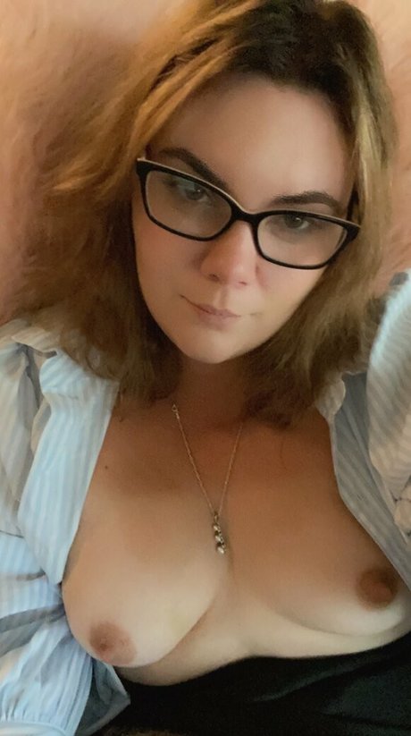 Lilly_lustbunny