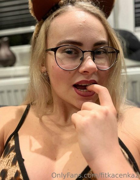 Foto desnuda filtrada de OnlyFans de Fitkacenka2
