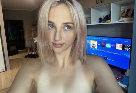 Foto desnuda filtrada de OnlyFans de Katybaity