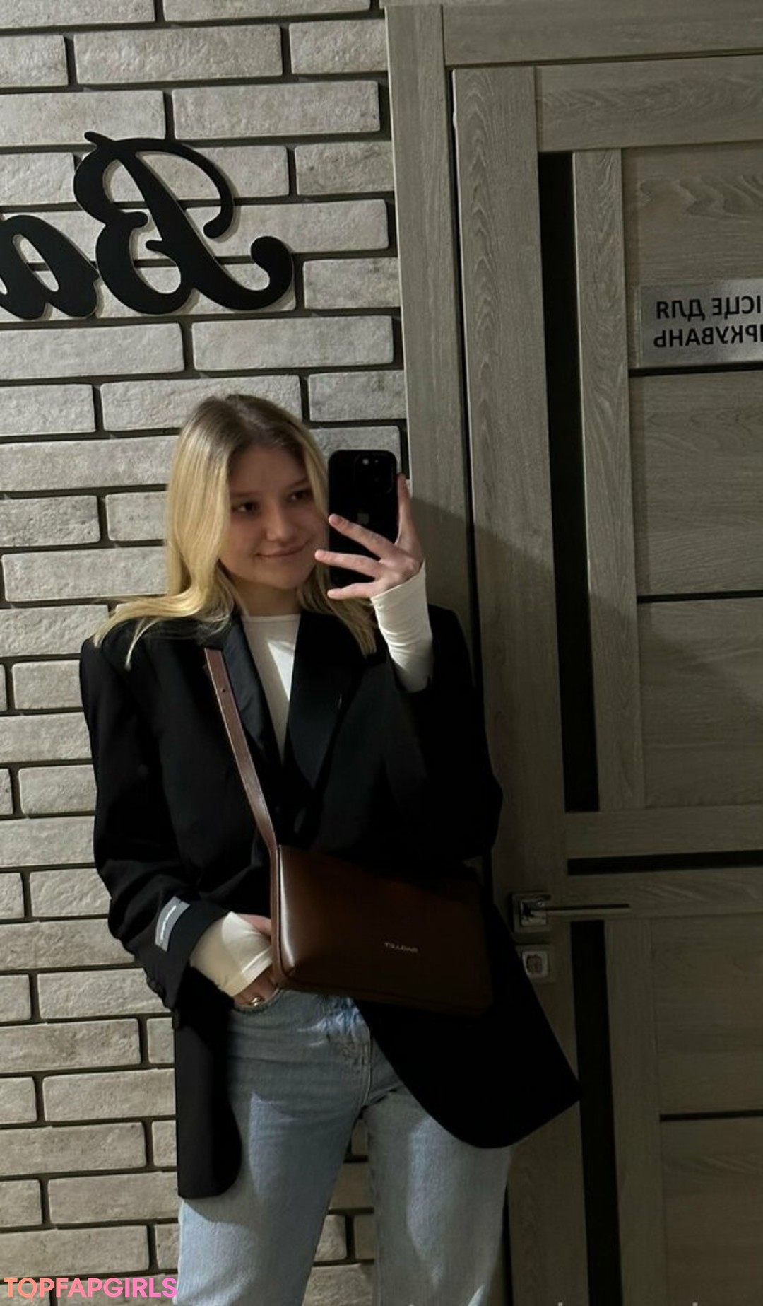 Foto desnuda filtrada de OnlyFans de Pervokursnica #36 Foto desnuda filtrada de OnlyFans de Pervokursnica #36