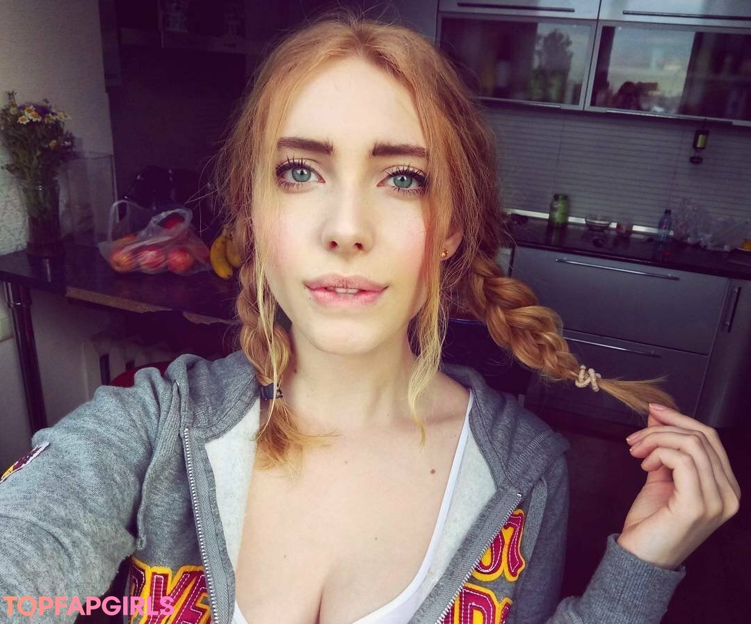 Foto desnuda filtrada de OnlyFans de Alissa Strekozova #17 Foto desnuda filtrada de OnlyFans de Alissa Strekozova #17