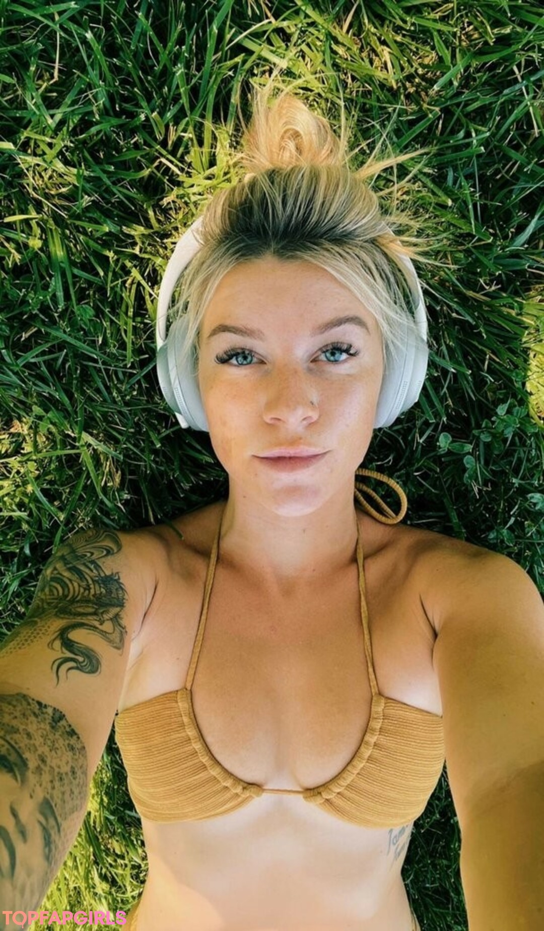 Foto desnuda filtrada de OnlyFans de Rachelbell #32 Foto desnuda filtrada de OnlyFans de Rachelbell #32