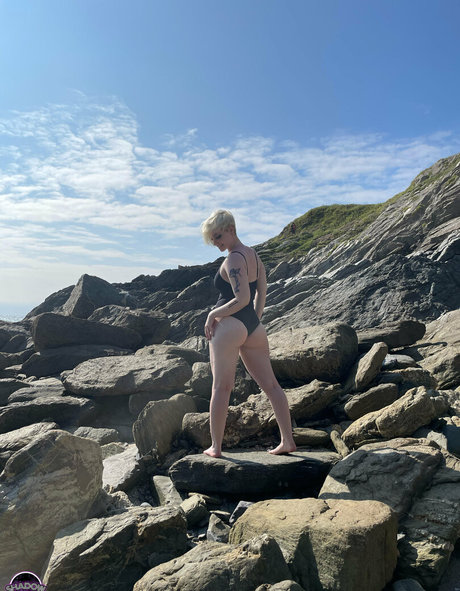 Egirlshadowx