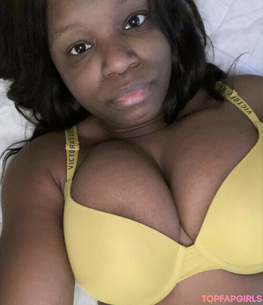 Foto desnuda filtrada de OnlyFans de Thatchocobxtch #9 Foto desnuda filtrada de OnlyFans de Thatchocobxtch #9