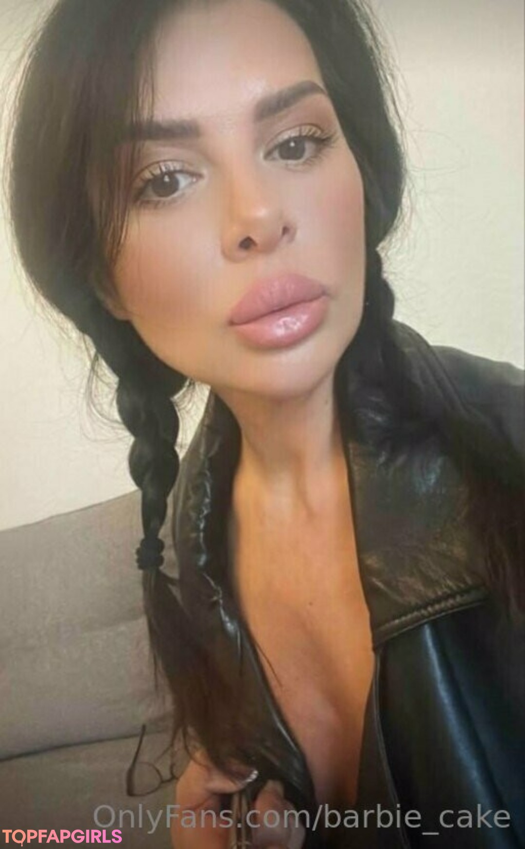 Foto desnuda filtrada de OnlyFans de Barbiecake #271 Foto desnuda filtrada de OnlyFans de Barbiecake #271