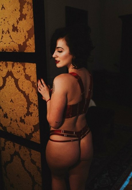 Foto desnuda filtrada de OnlyFans de Diaryforlovers