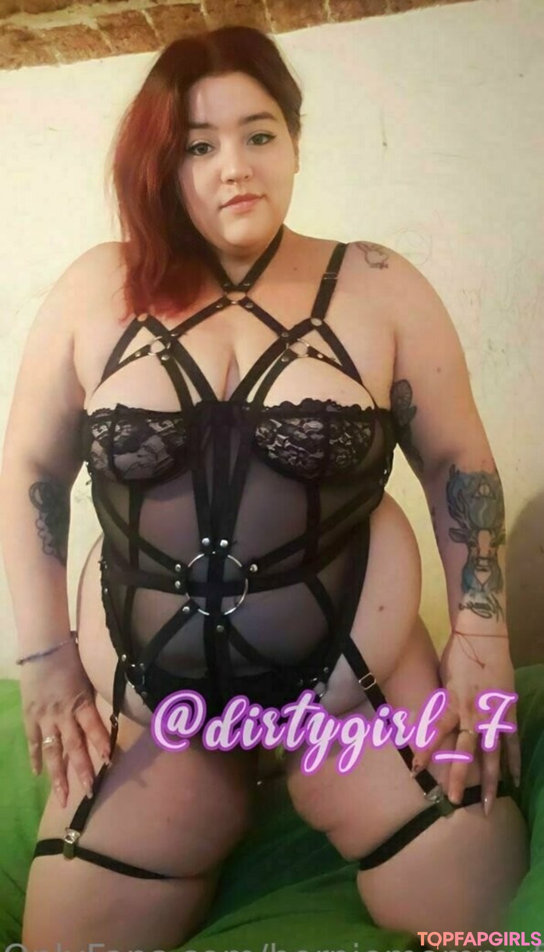 Foto desnuda filtrada de OnlyFans de Horniemommyfree #547 Foto desnuda filtrada de OnlyFans de Horniemommyfree #547