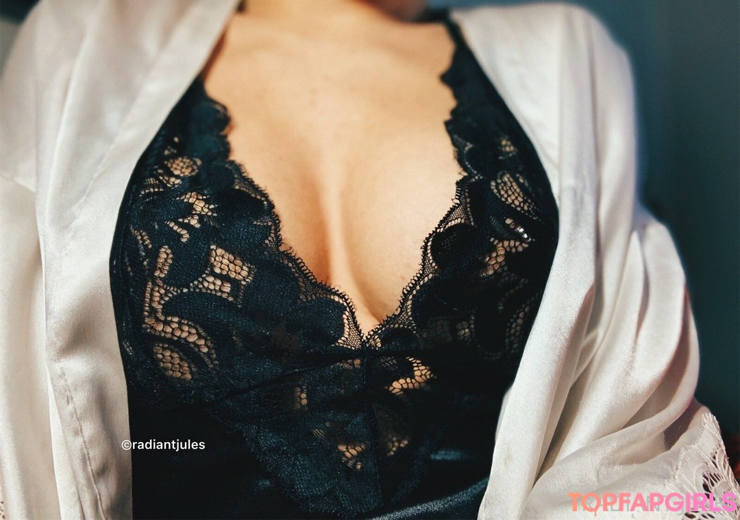 Foto desnuda filtrada de OnlyFans de Radiantjules #72 Foto desnuda filtrada de OnlyFans de Radiantjules #72