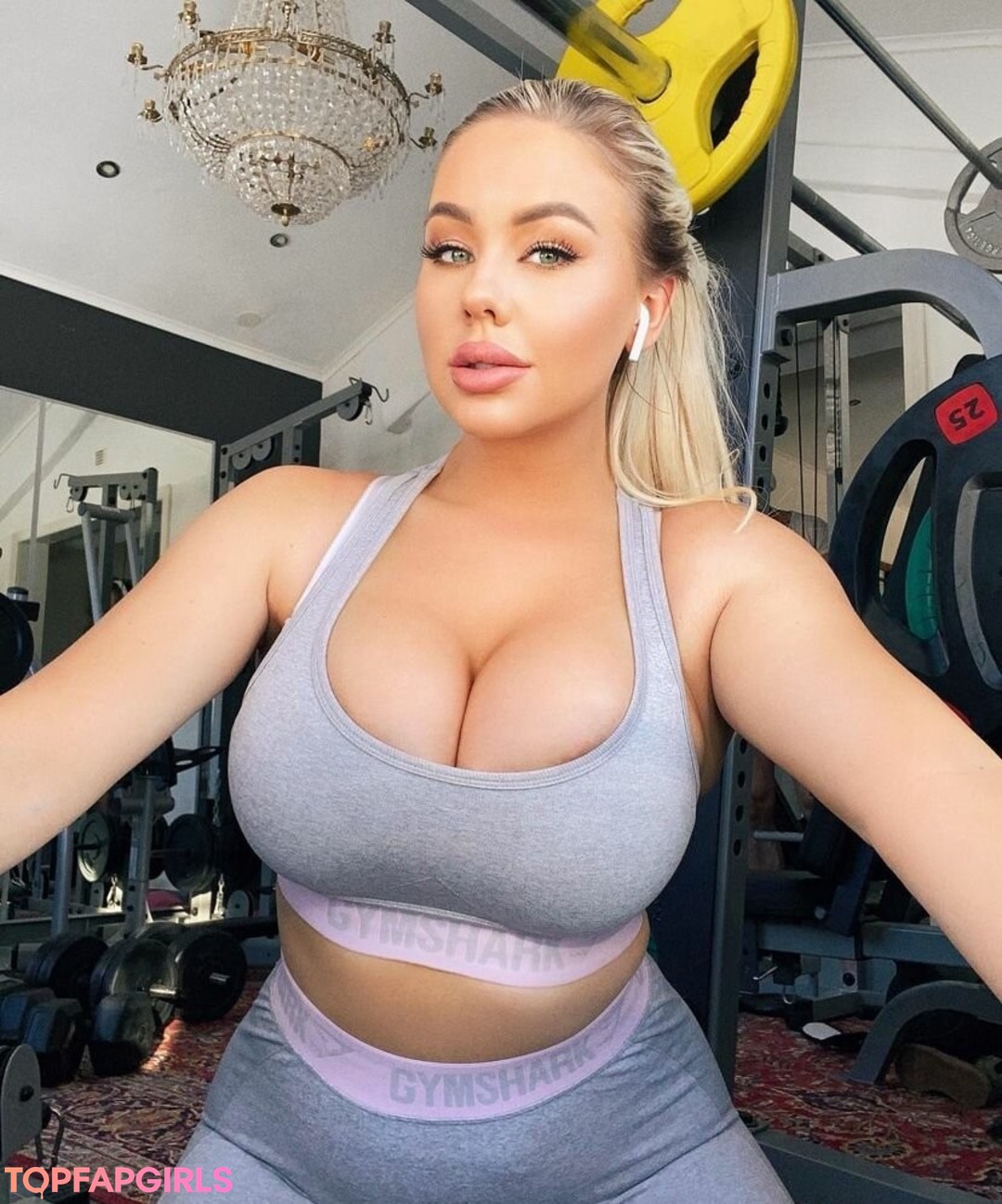 Foto desnuda filtrada de OnlyFans de Amandabreden #83 Foto desnuda filtrada de OnlyFans de Amandabreden #83
