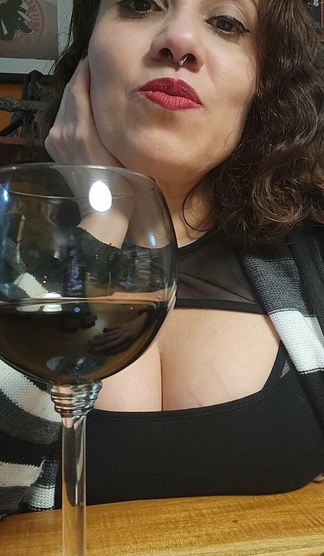 Foto desnuda filtrada de OnlyFans de Ira Croft