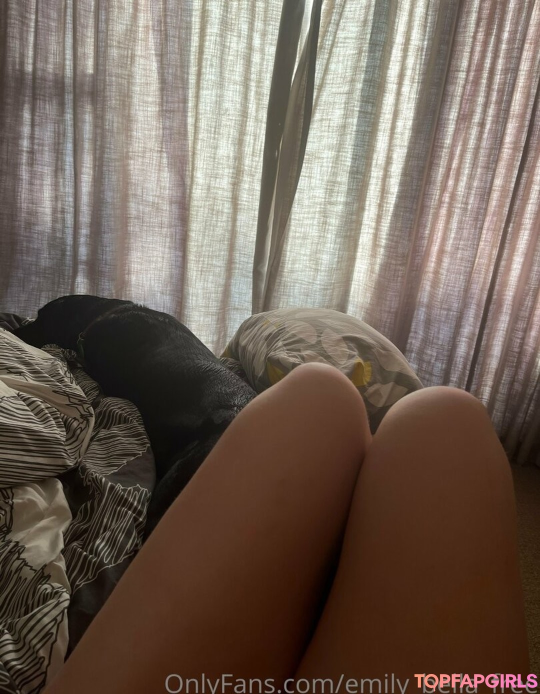 Foto desnuda filtrada de OnlyFans de Emilybellafree #47 Foto desnuda filtrada de OnlyFans de Emilybellafree #47