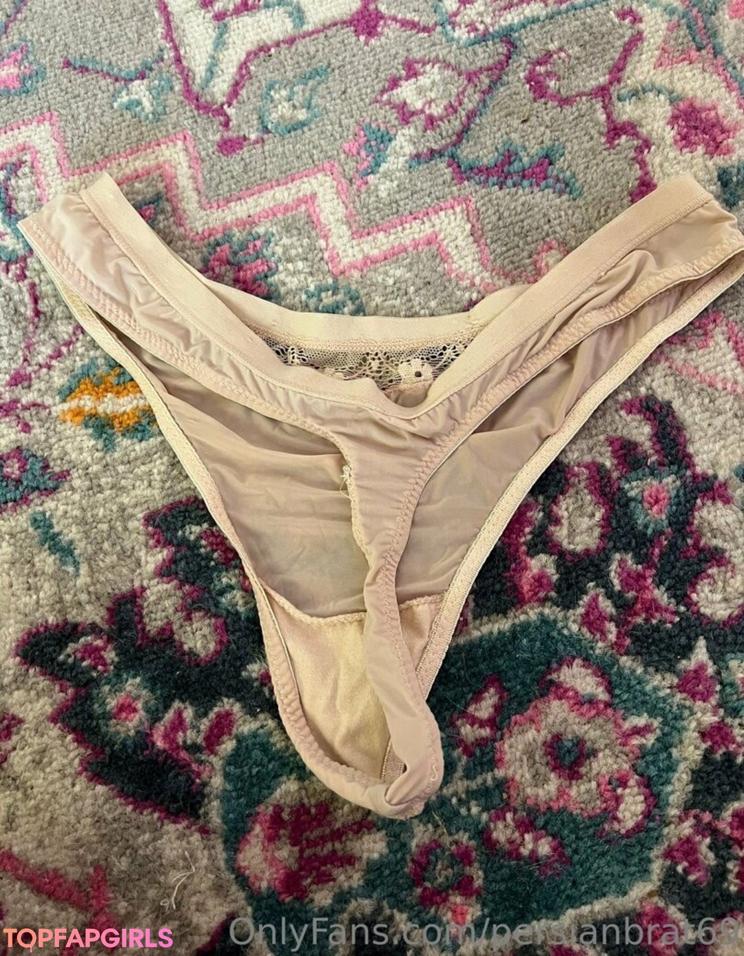 Foto desnuda filtrada de OnlyFans de Persianbrat69 #78 Foto desnuda filtrada de OnlyFans de Persianbrat69 #78