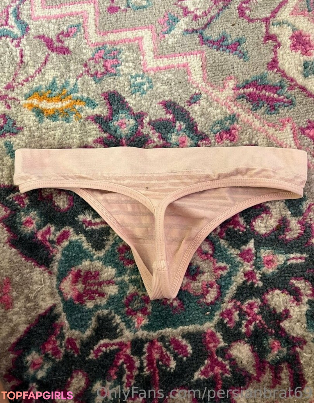 Foto desnuda filtrada de OnlyFans de Persianbrat69 #83 Foto desnuda filtrada de OnlyFans de Persianbrat69 #83