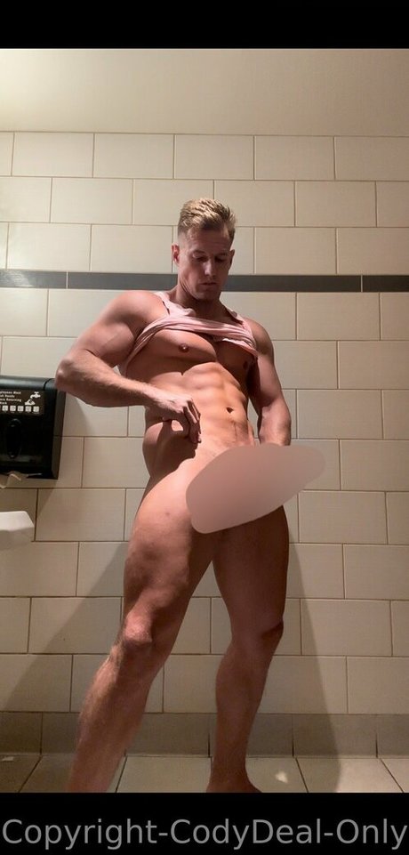 Foto desnuda filtrada de OnlyFans de Codydealfree