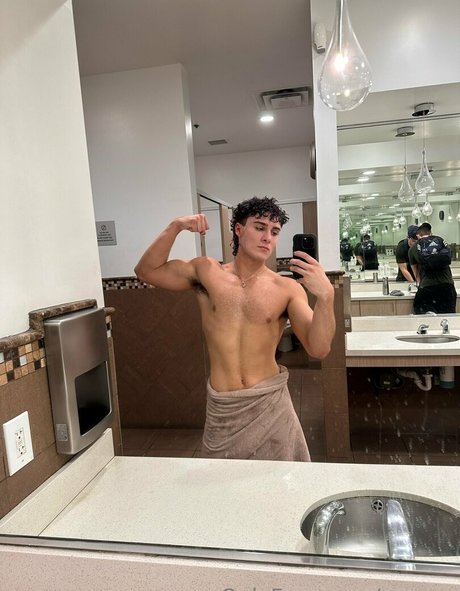 Gayvro