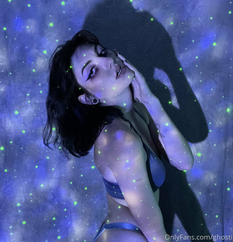 Foto desnuda filtrada de OnlyFans de Ghosti