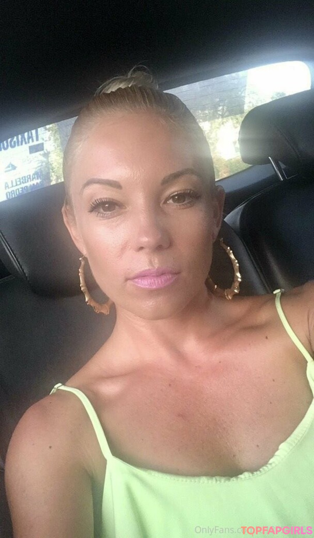 Foto desnuda filtrada de OnlyFans de Britishbethany #11 Foto desnuda filtrada de OnlyFans de Britishbethany #11