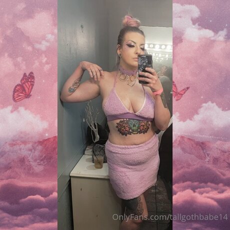 Tallgothbabe14