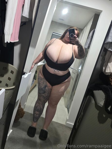 Foto desnuda filtrada de OnlyFans de Rampaaigee