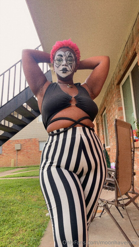 Moonhaveninc