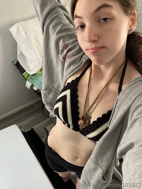 Foto desnuda filtrada de OnlyFans de Mj101922