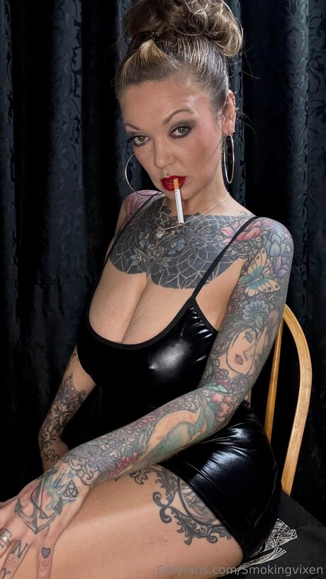 Foto desnuda filtrada de OnlyFans de Smokingvixen