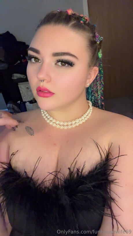 Funhousewife69
