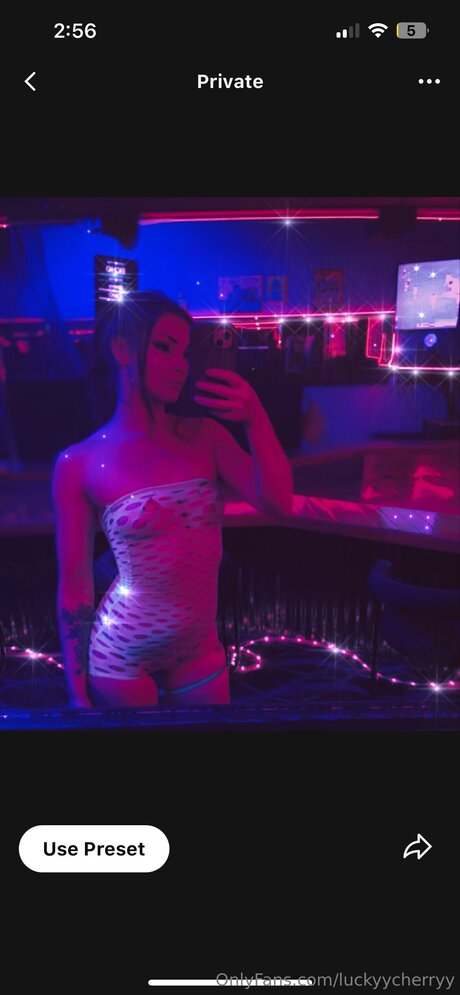 Foto desnuda filtrada de OnlyFans de Luckyycherryy