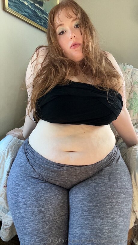 Foto desnuda filtrada de OnlyFans de Redheadedhoneydoll