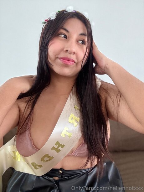 Hellenhotxxx