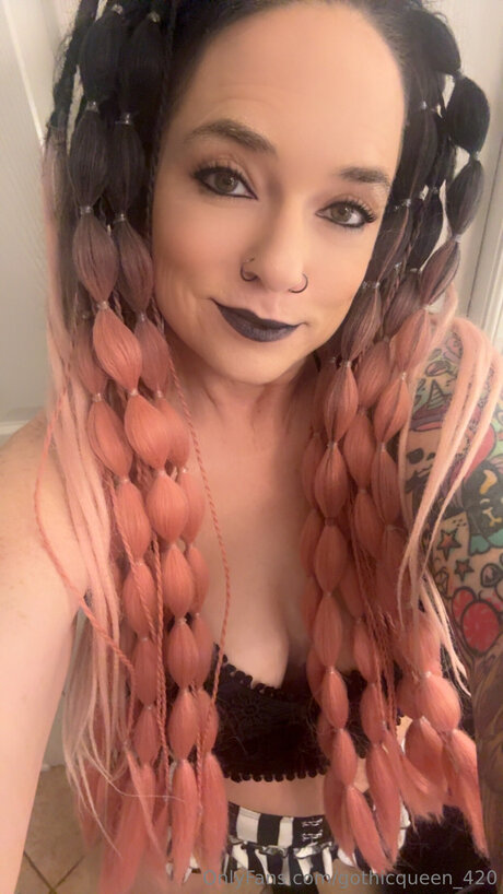 Gothicqueen 420