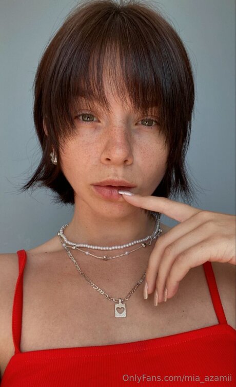 Mia Azamii