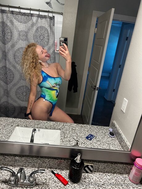 Foto desnuda filtrada de OnlyFans de Alybolssa