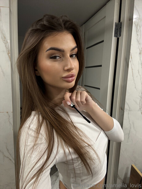 Amelia Lovis