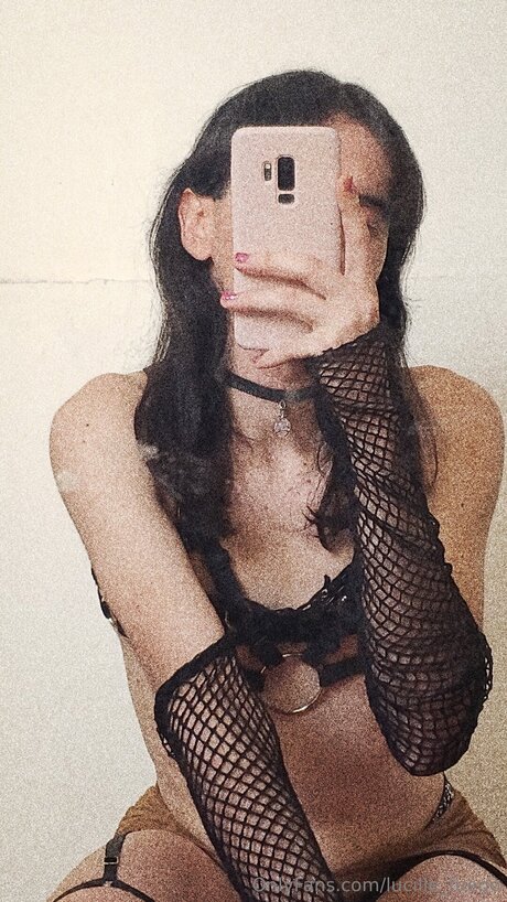 Foto desnuda filtrada de OnlyFans de Lucille Fuego