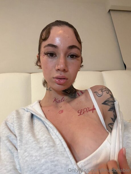 Foto desnuda filtrada de OnlyFans de Bhadbhabie
