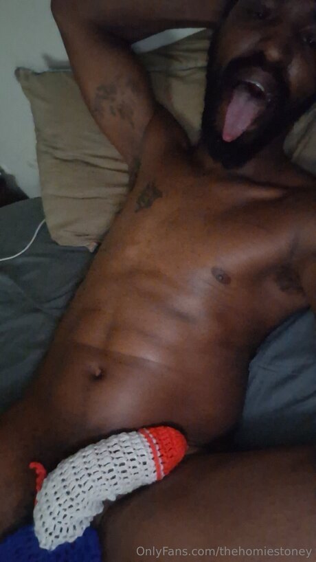 Foto desnuda filtrada de OnlyFans de Thehomiestoney