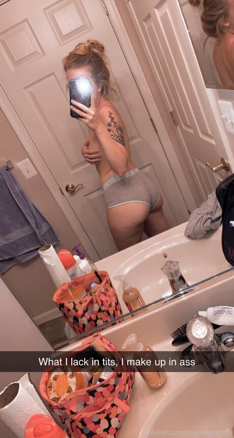 Foto desnuda filtrada de OnlyFans de Sunshynerays