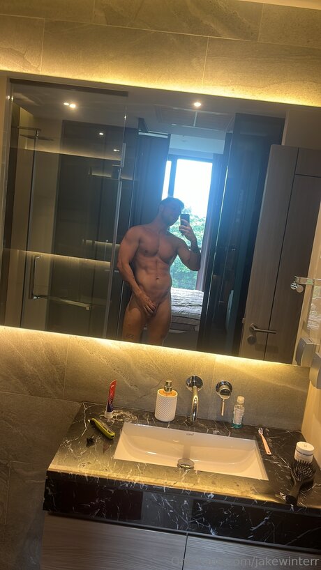 Jakewinterr