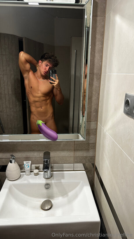 Christianlevine Straight