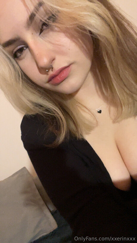 Foto desnuda filtrada de OnlyFans de Xxerinxxx