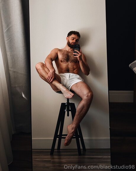 Foto desnuda filtrada de OnlyFans de Blackstudio98