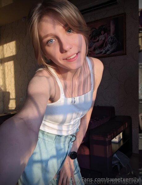 Foto desnuda filtrada de OnlyFans de Sweetxemily