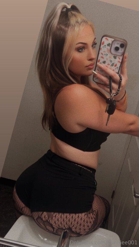 Foto desnuda filtrada de OnlyFans de Bunniee001