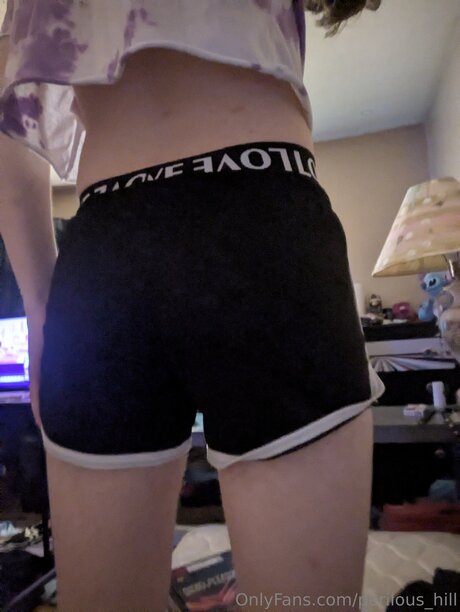 Foto desnuda filtrada de OnlyFans de Perilous Hill