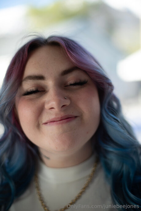 Juniebeejones