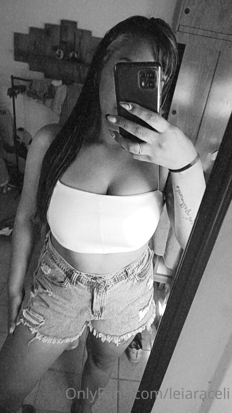 Arabrunette27