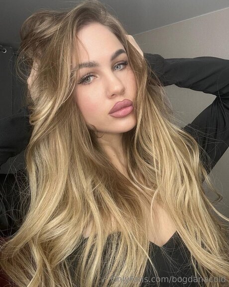 Foto desnuda filtrada de OnlyFans de Tori Rain