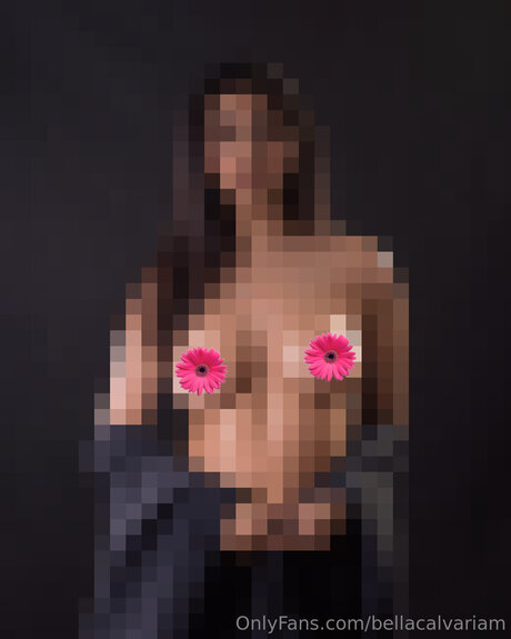 Foto desnuda filtrada de OnlyFans de Bellacalvariam